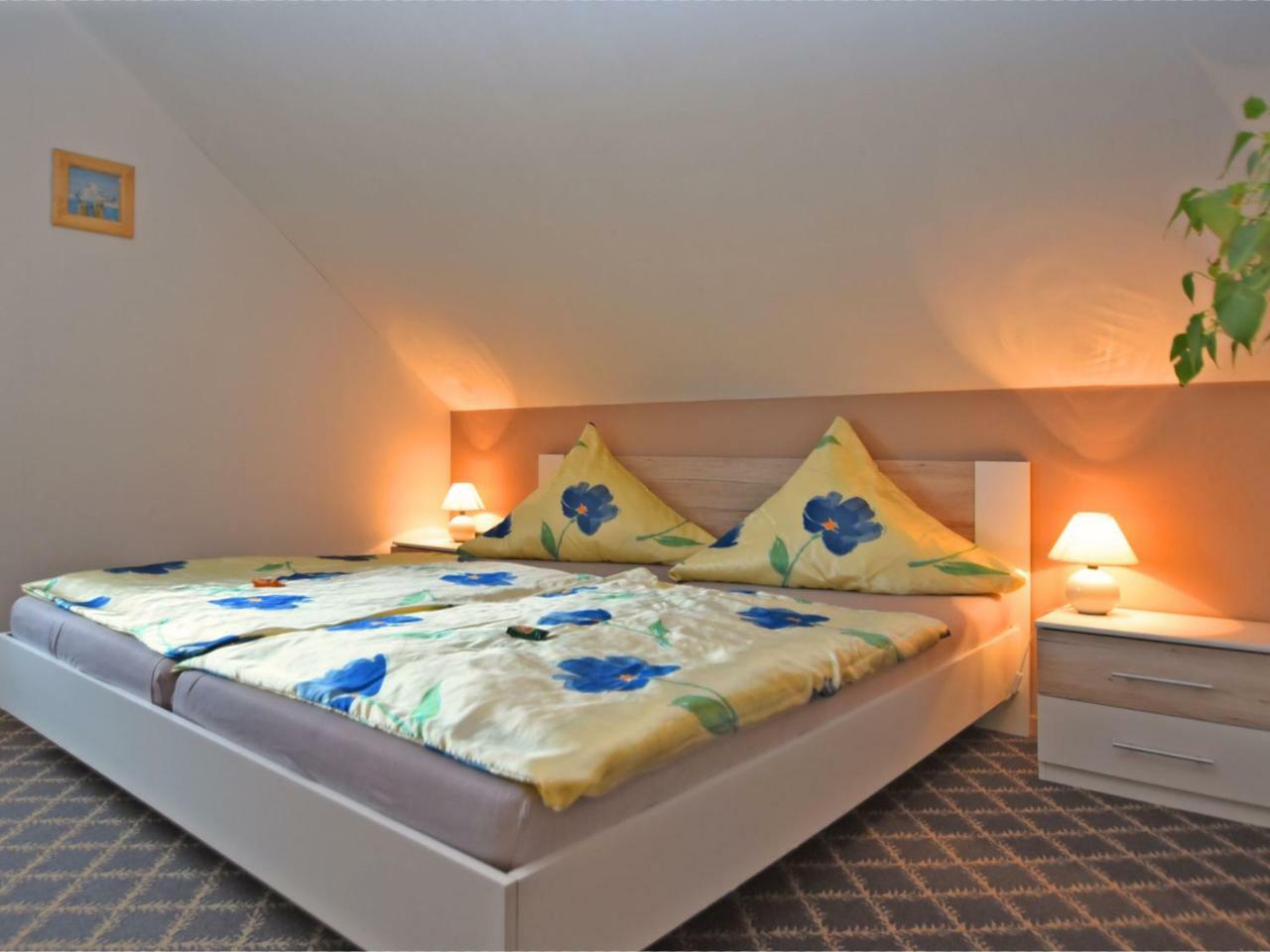 Cosy Apartment In Werda With Garden Room photo